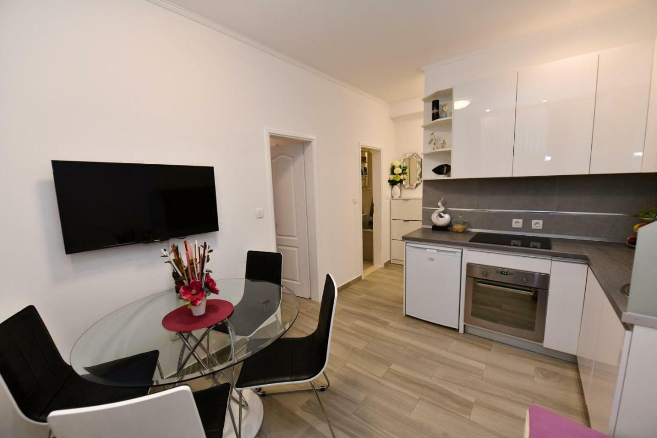 Apartment Cecilija Sinj Eksteriør bilde