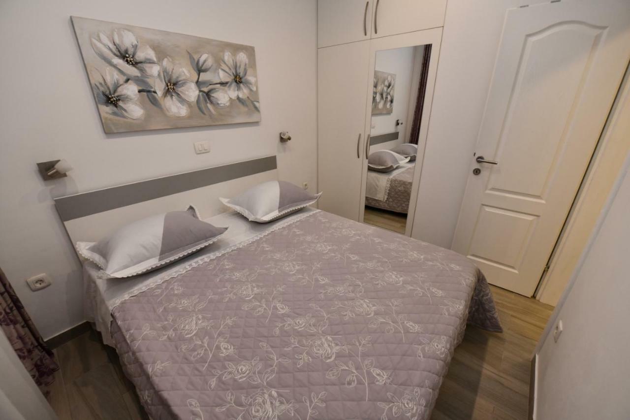 Apartment Cecilija Sinj Eksteriør bilde