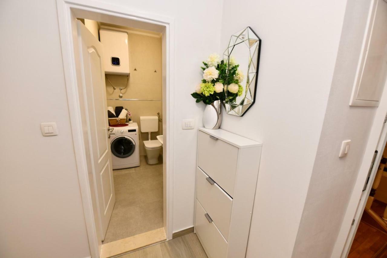 Apartment Cecilija Sinj Eksteriør bilde