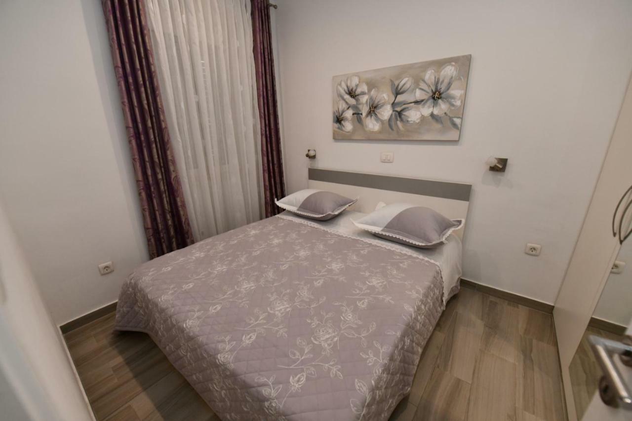 Apartment Cecilija Sinj Eksteriør bilde
