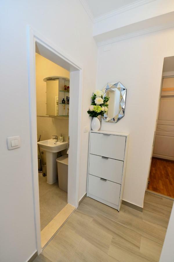 Apartment Cecilija Sinj Eksteriør bilde